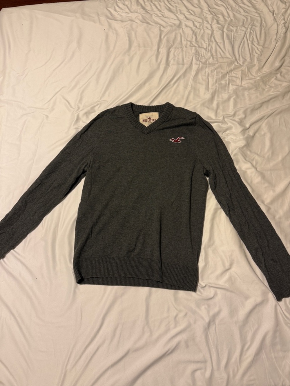 Hollister Men's Dark Charcoal V-Neck Sweater with Logo